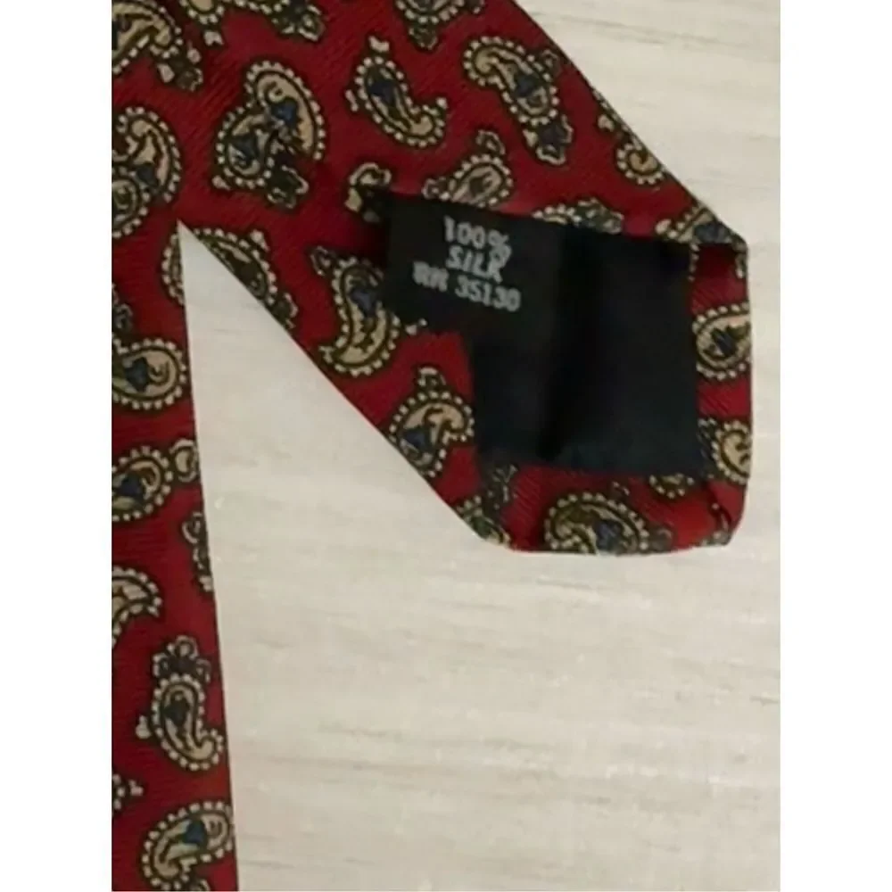 Master  Paisley Silk Tie